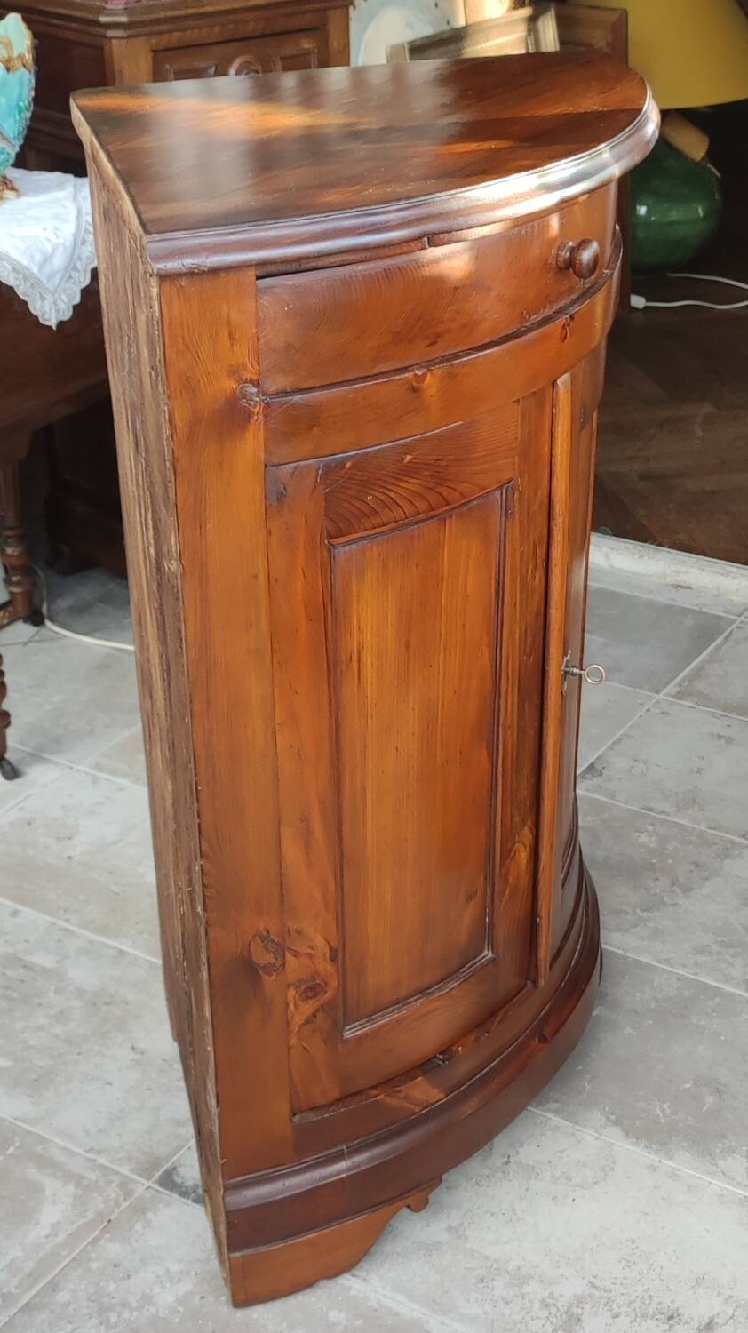 Old corner furniture/old corner