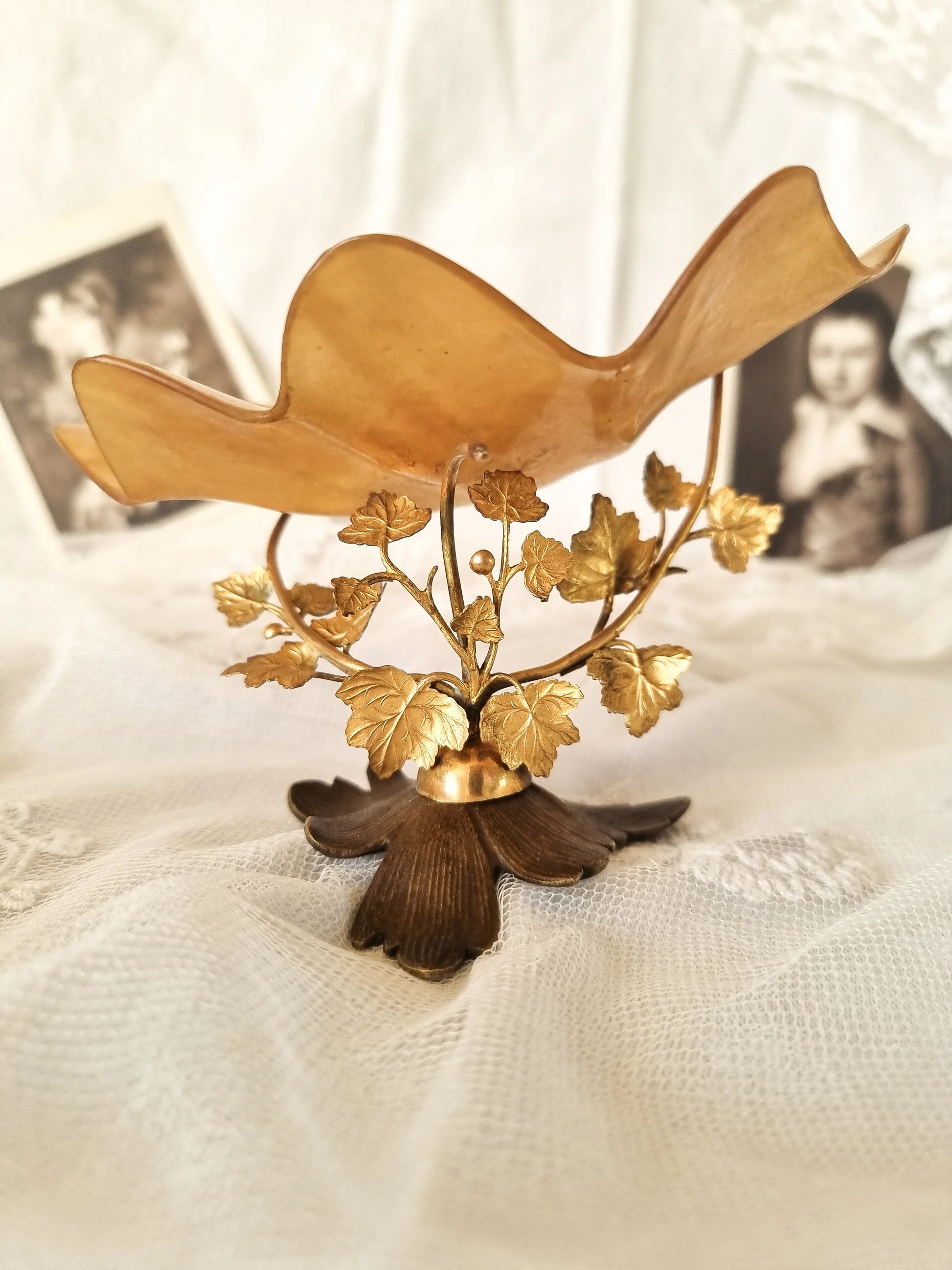 Vide-poche art nouveau