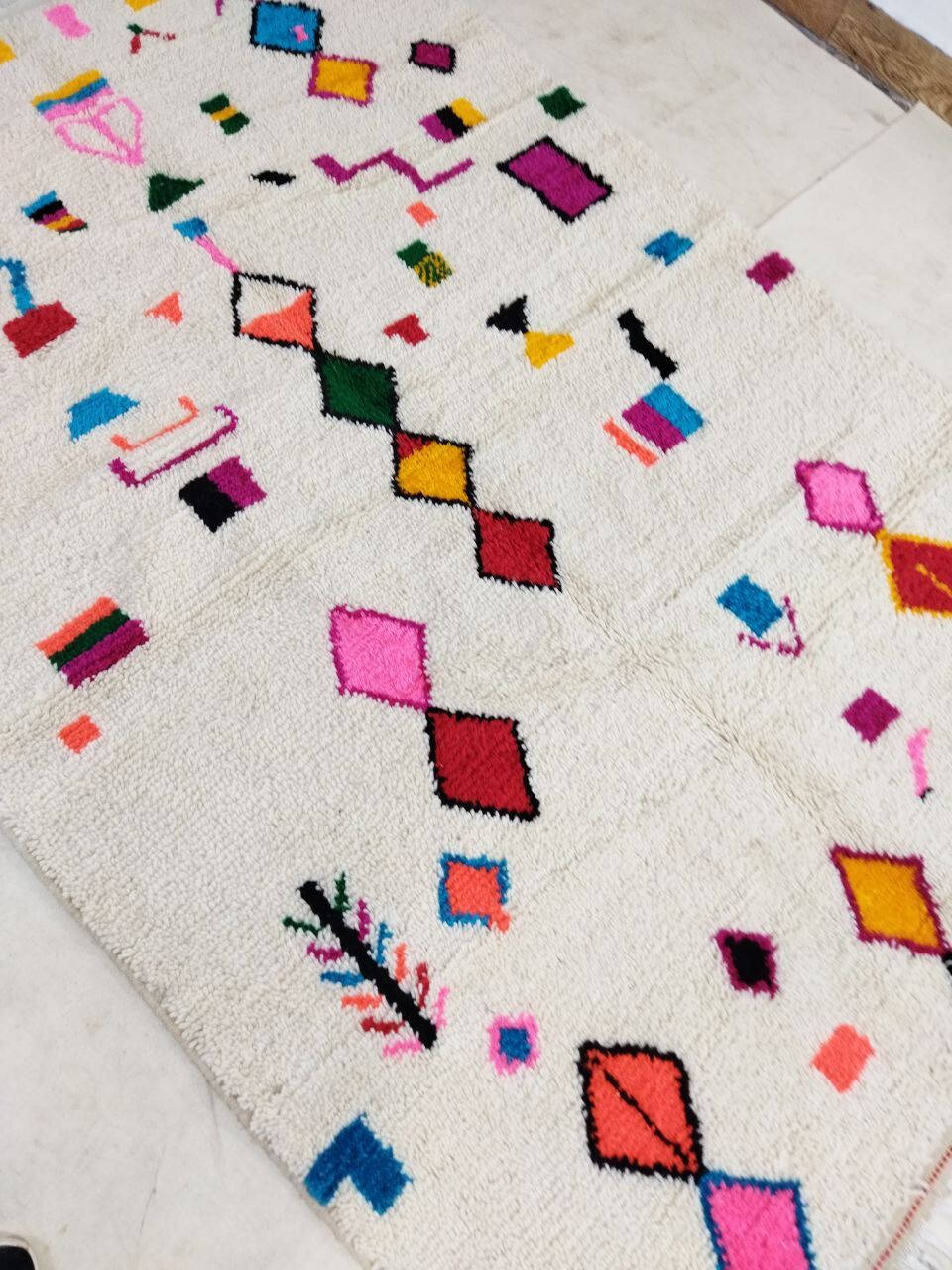 245x155cm moroccan berbere carpet