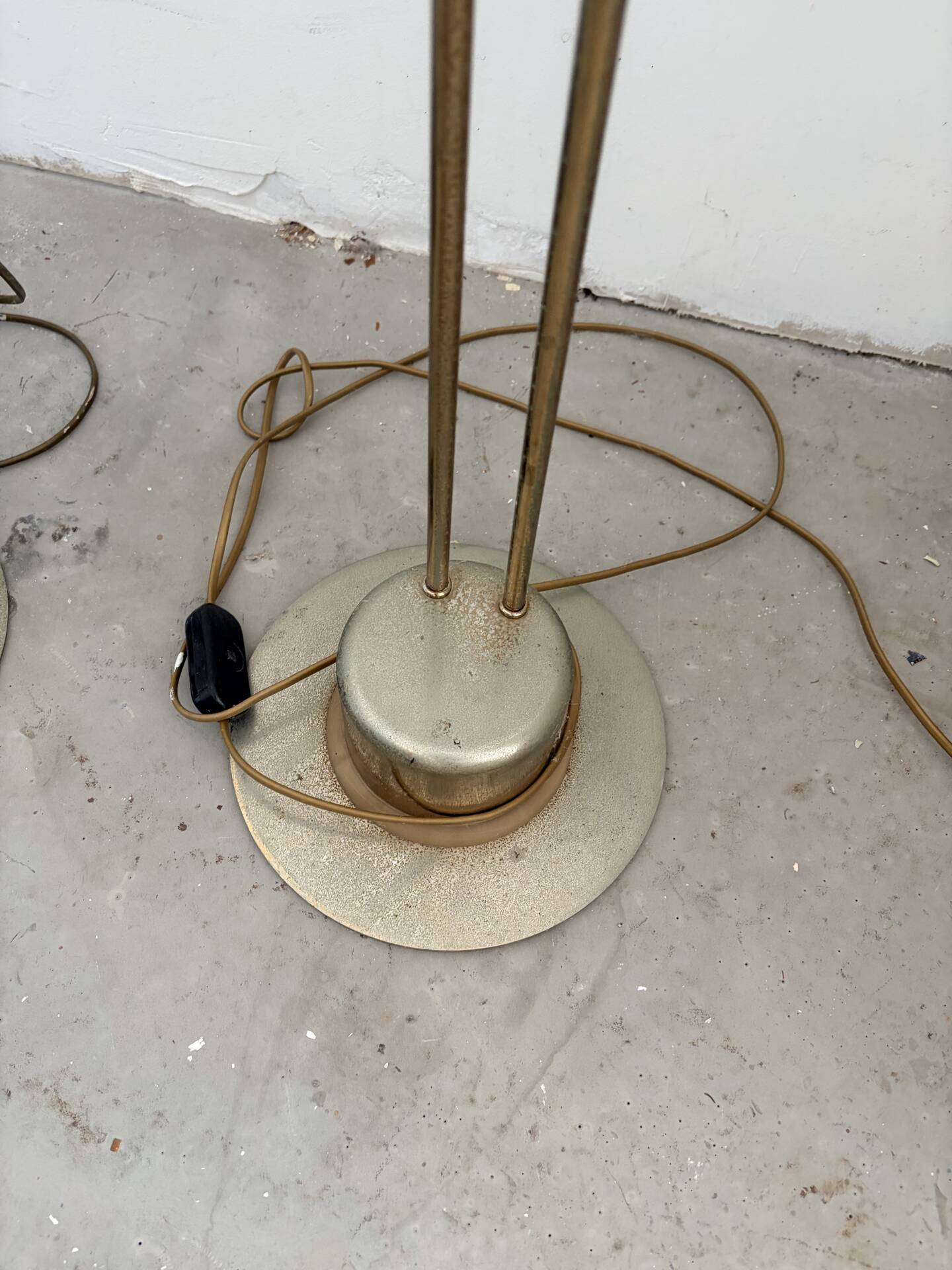 Lampadaires, liseuses en bronze Massive