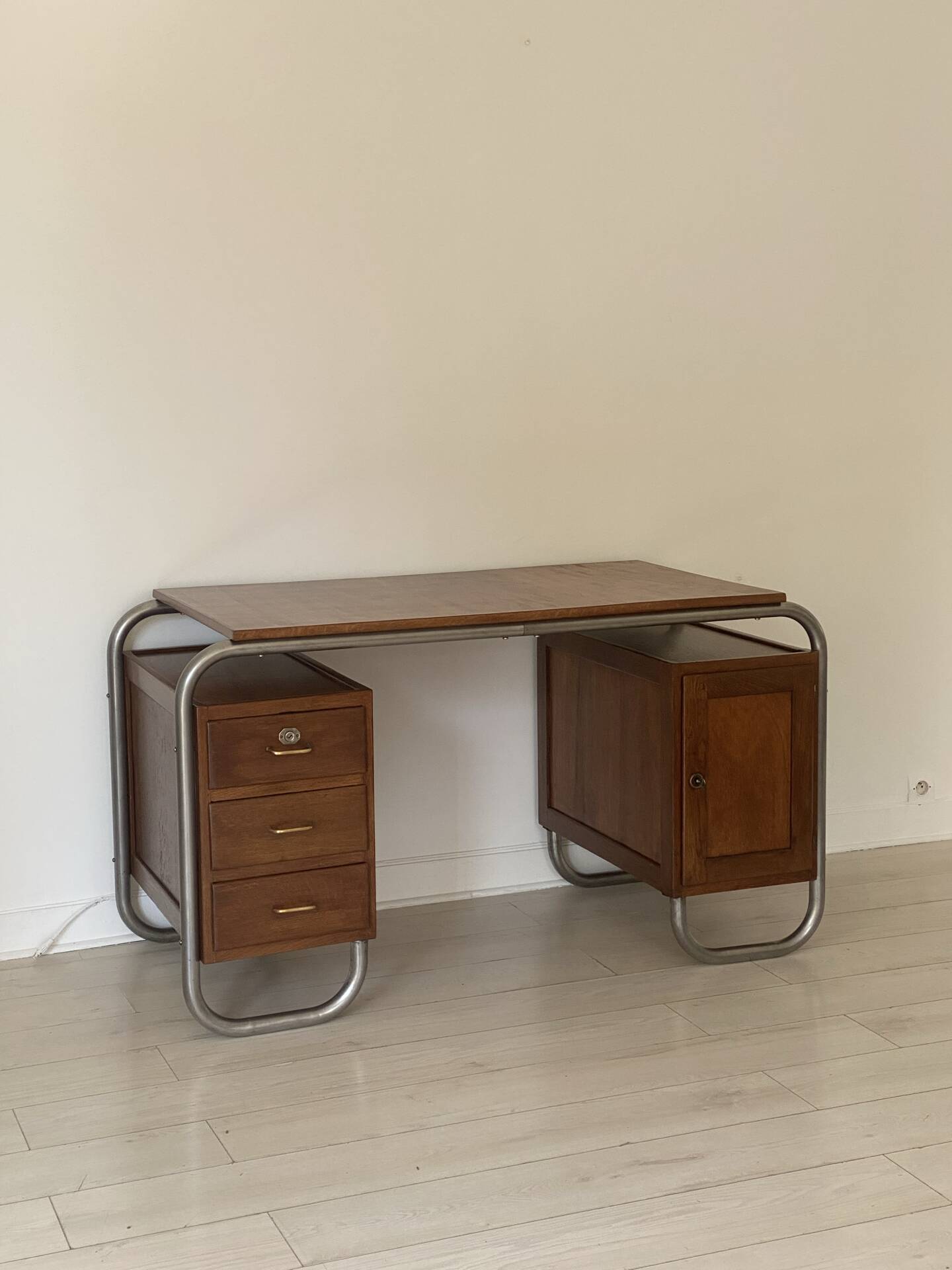 Bauhaus Office