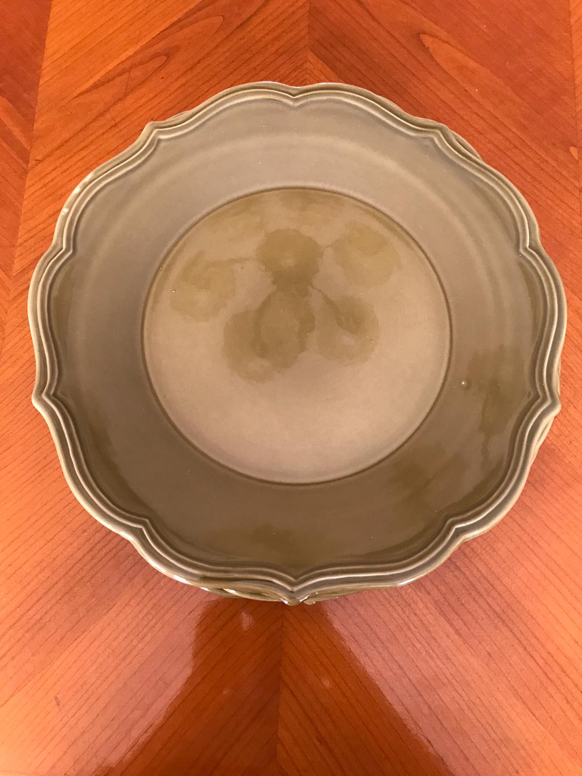 10 Niderviller plates in olive green earthenware