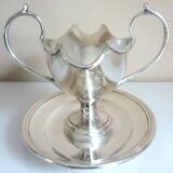 Large gravy boat on its frame, silver metal Cailar Bayard, 19th century