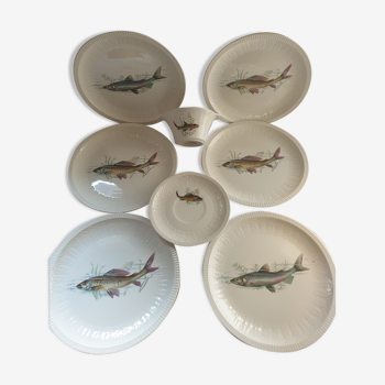 Ensemble à poisson, 6 assiettes, saucière et soucoupe