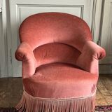 Pink velvet toad chair