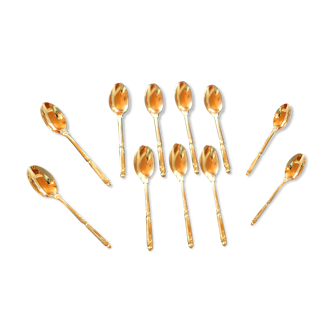 11 spoonfuls of gold metal mocha