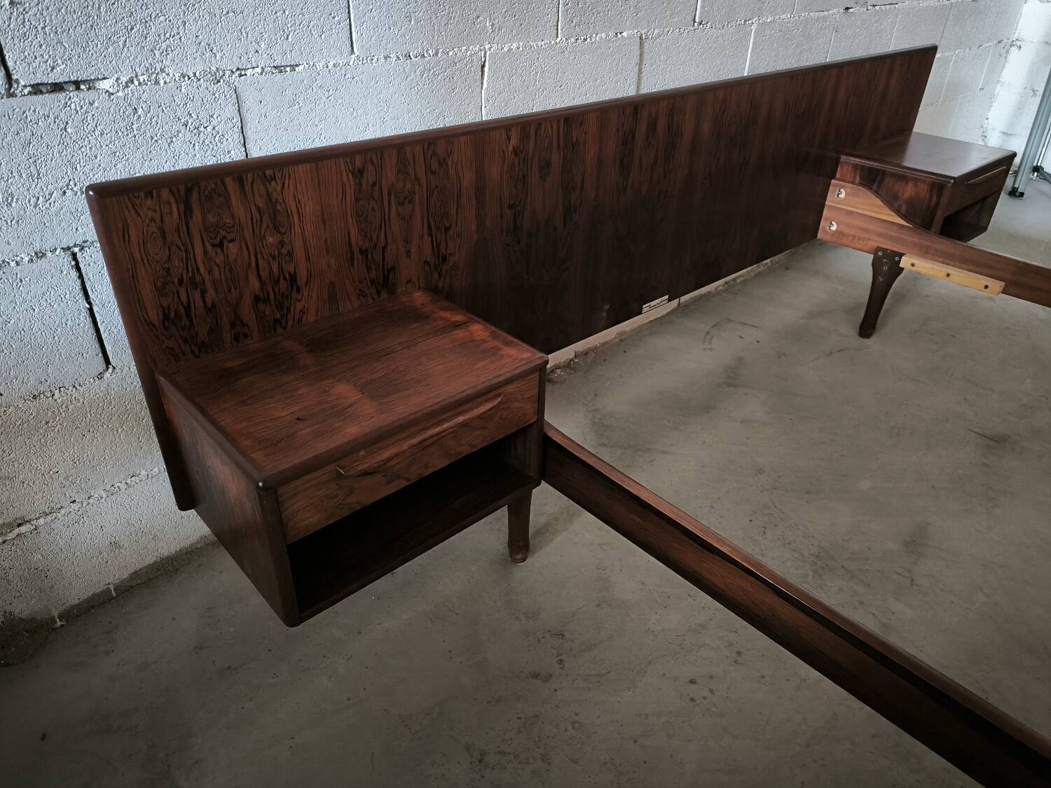 Lit scandinave en palissandre vintage