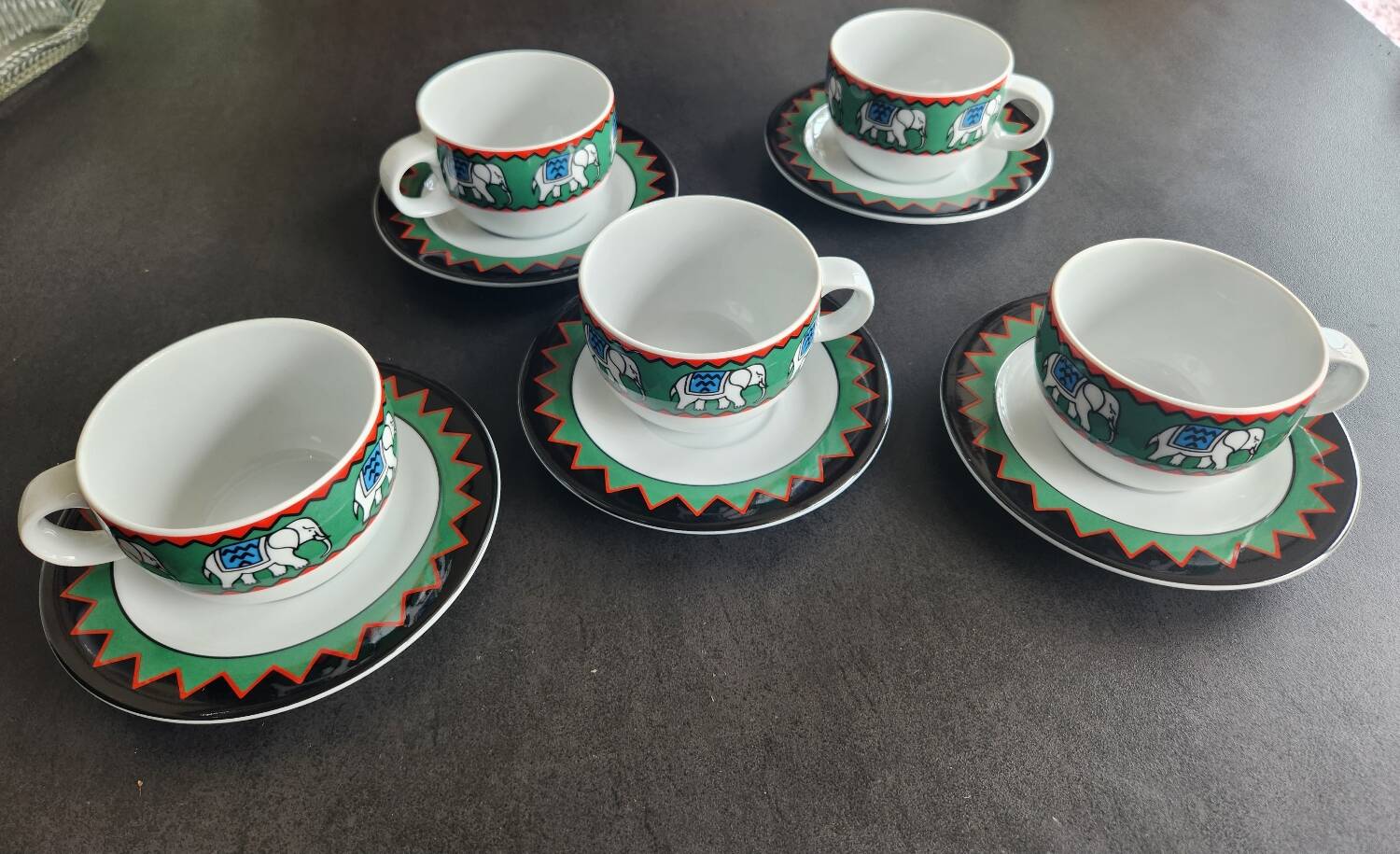 5 cups and saucers by Guy Degrenne