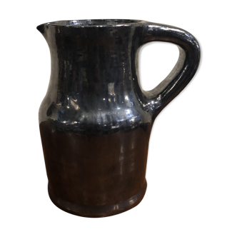 Rare black pitcher Picaut