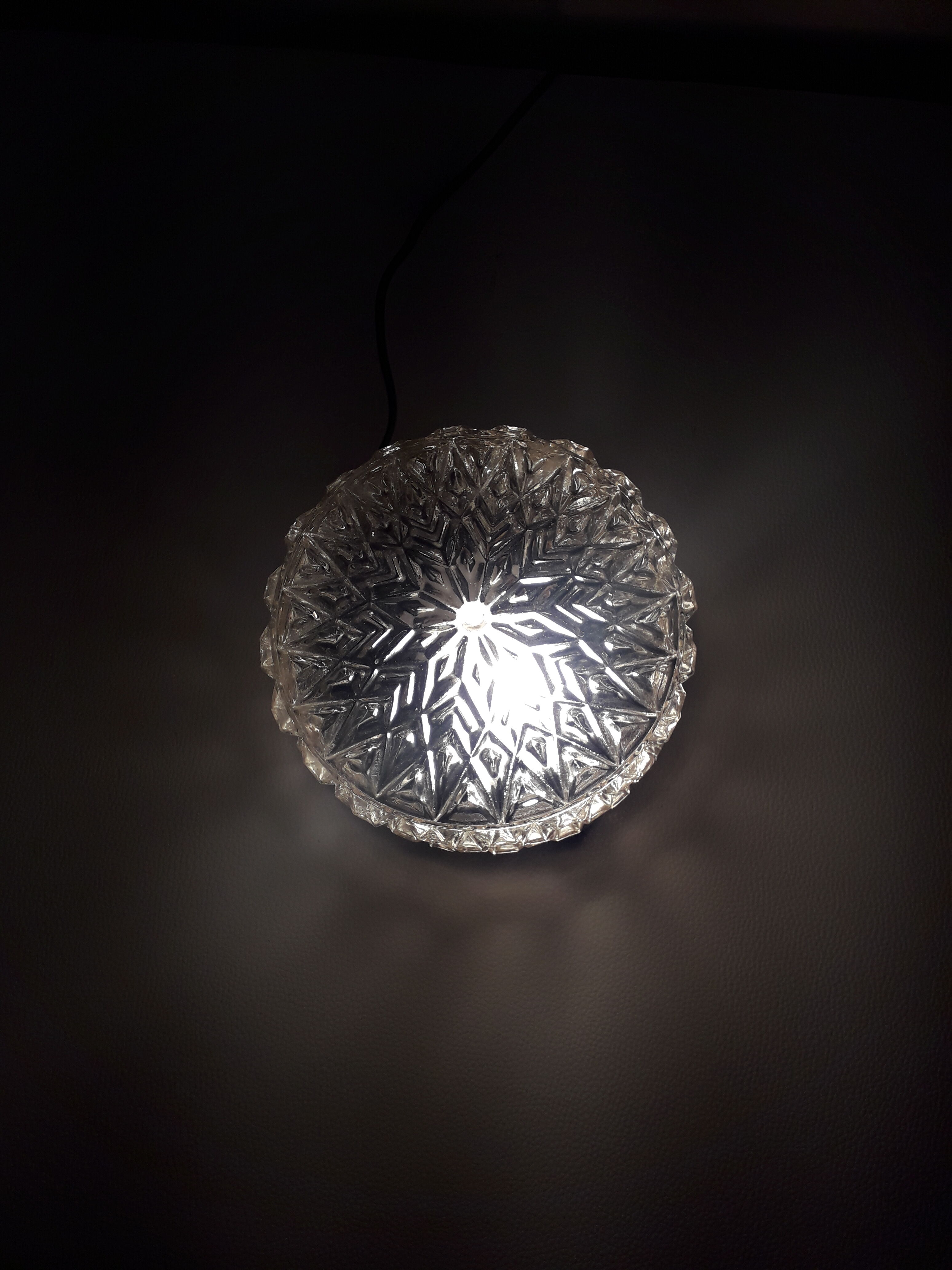 Plafonnier vintage verre moulé rond-1970