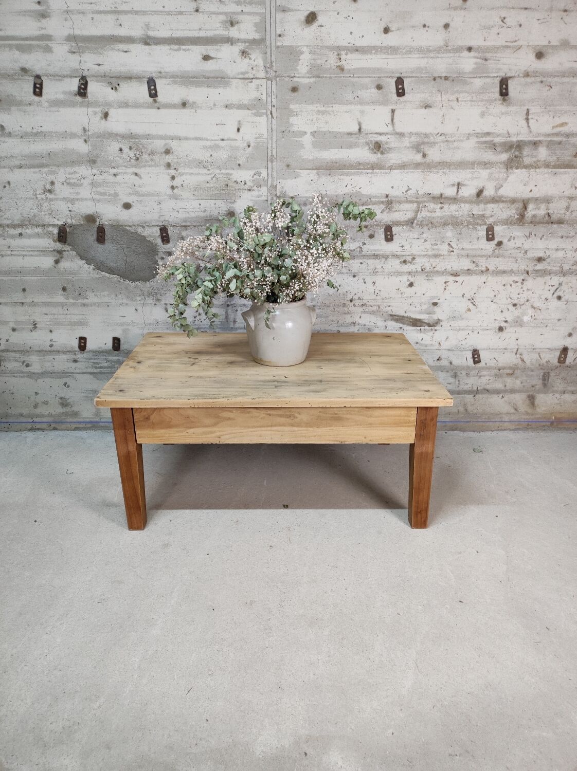 Farmhouse coffee table