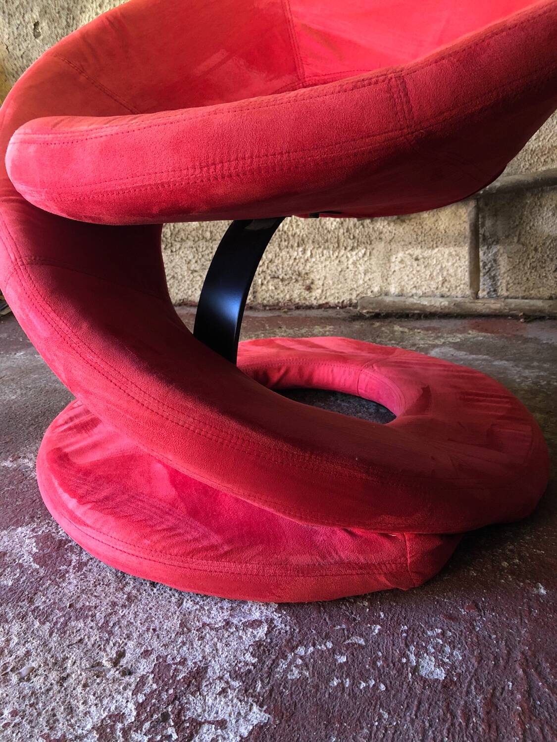 Jaymar Sculptural Post Modern Armchair with Red Spiral Ribbon, 1980s