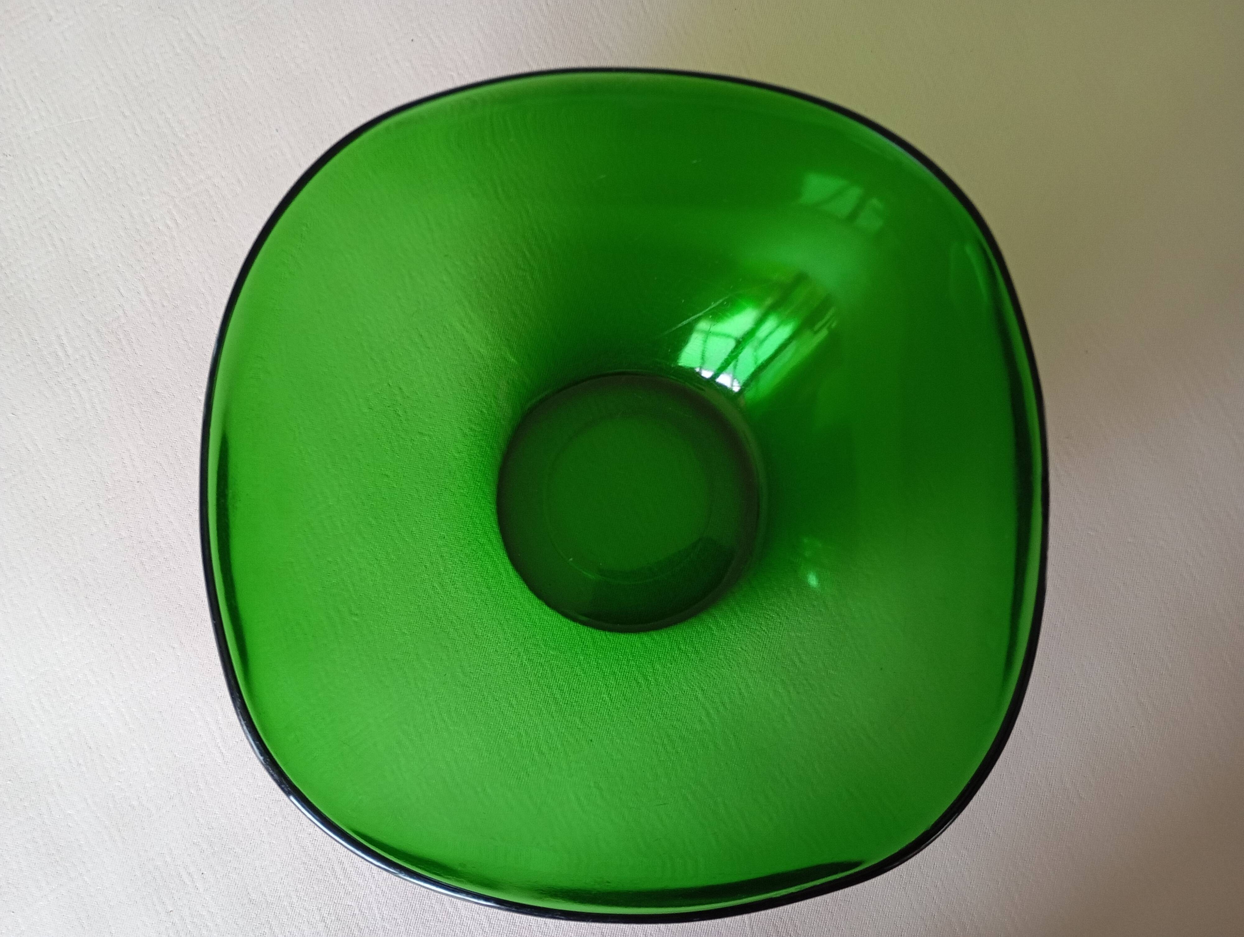 Vereco forest green salad bowl