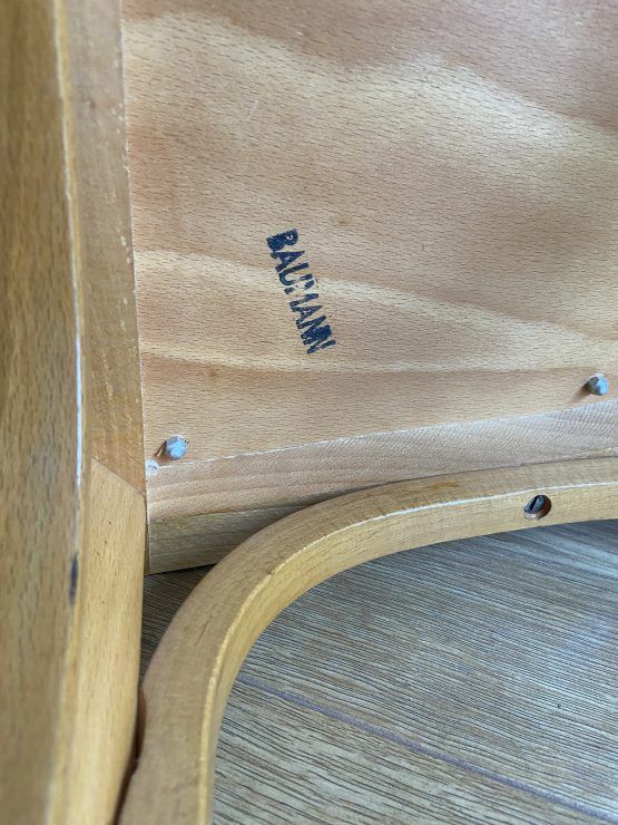 Chaise bistrot baumann bois et skaï rouge