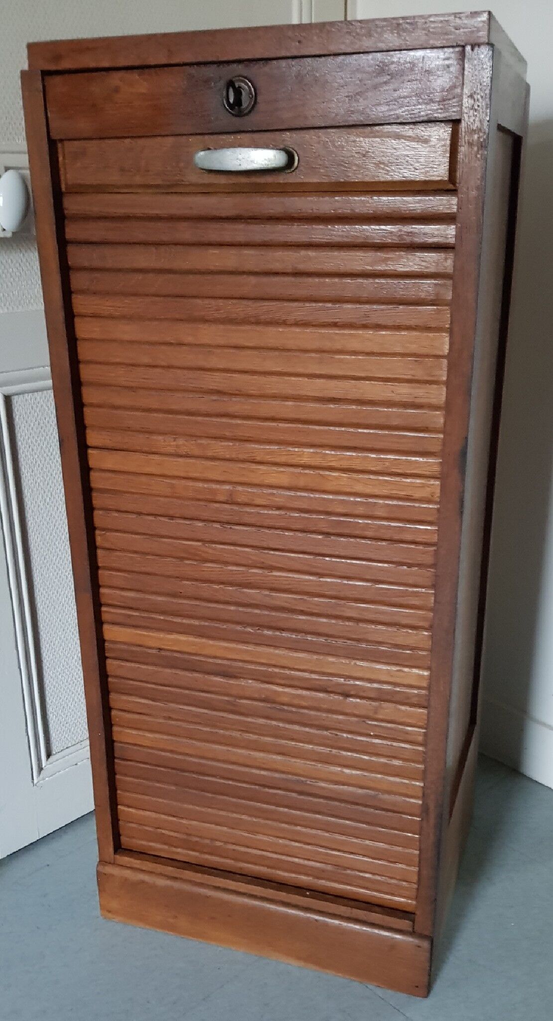 Old curtain binder