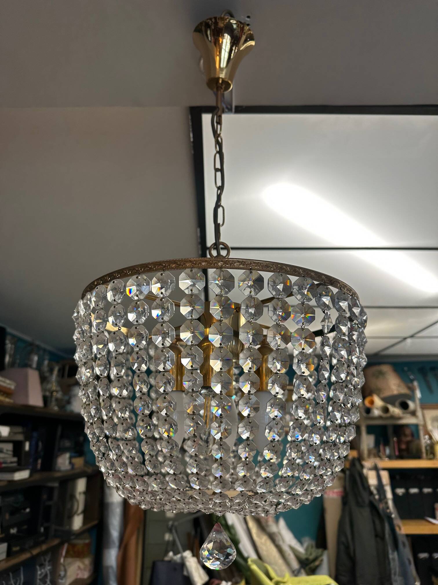 Chandelier with pendants