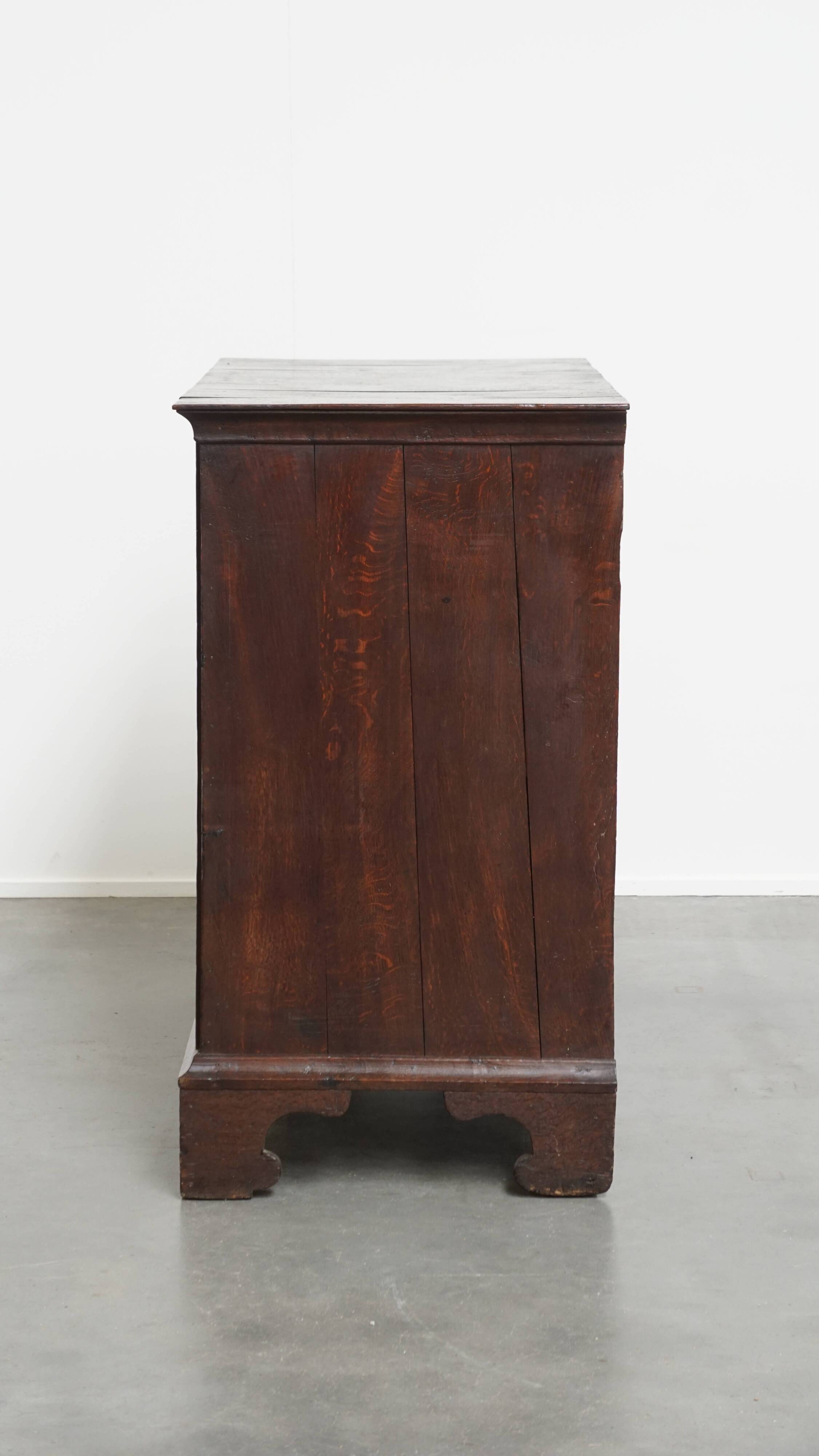 Early Georgian English Antique Oak Chest of Drawers