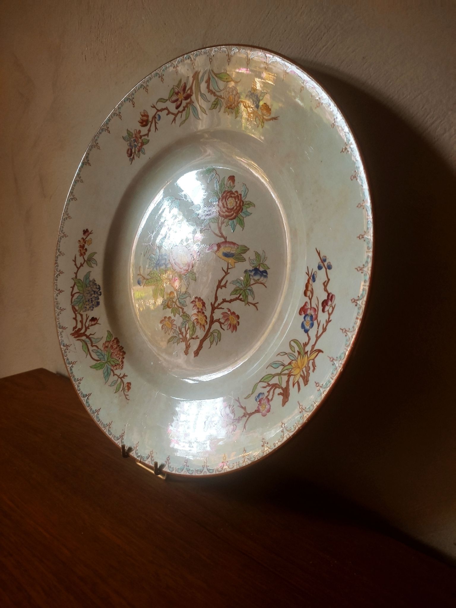 Plat rond terre de fer Minton par Sarreguemines