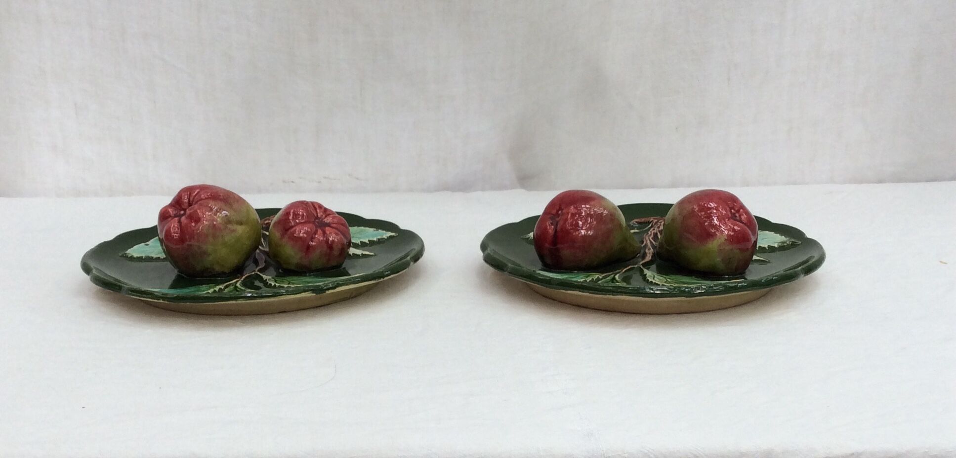Pair old earthenware plates numbered dimension: diameter -6cm- height -6cm-