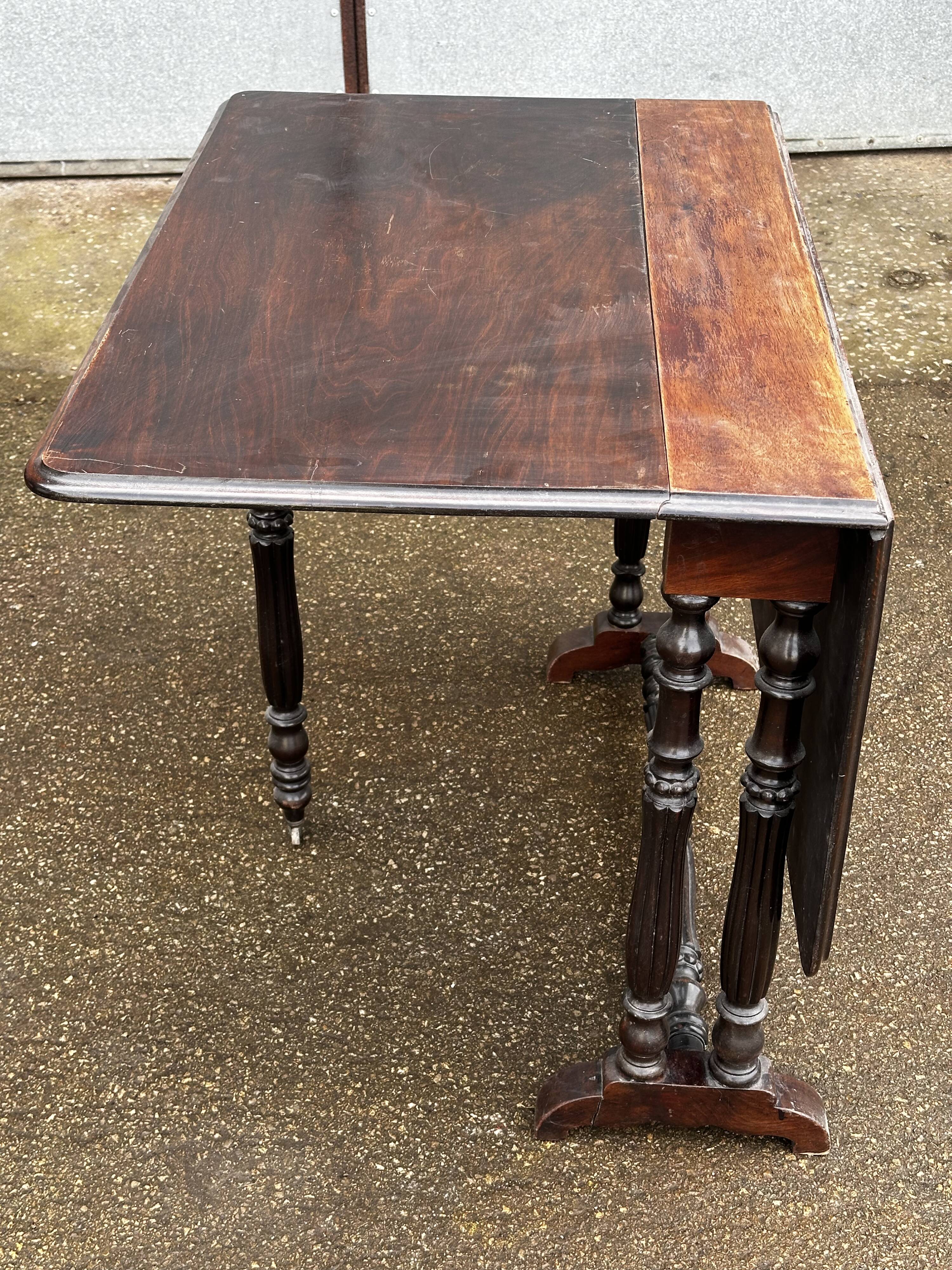 Victorian Mahogany Gate-Leg (folding) Table