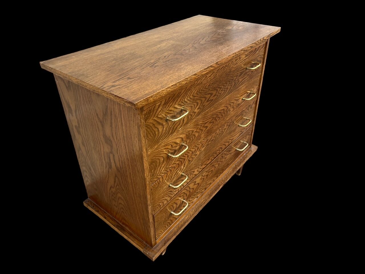 Oak chest of drawers foot compass