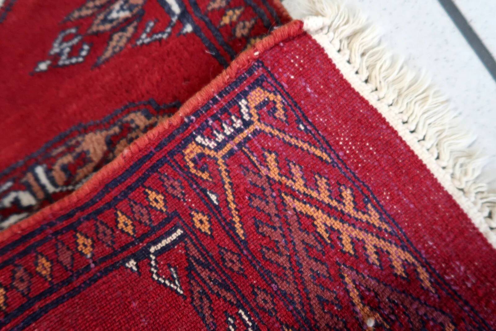 Handmade vintage Uzbek Bukhara rug 32cm x 120cm, 1960s