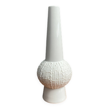 White bisuit ceramic vase by KPM 1960s