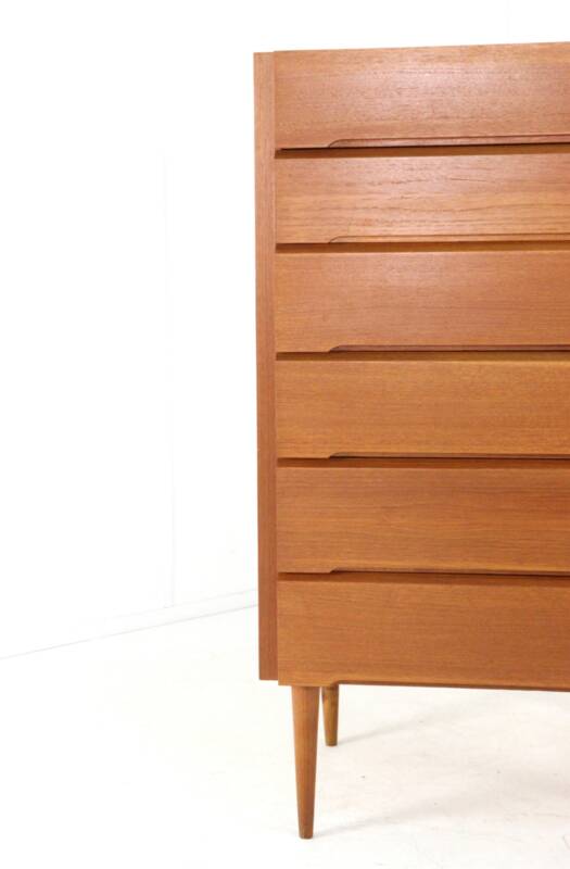 Large tall XL Danish chest of drawers - mid century modern in teak