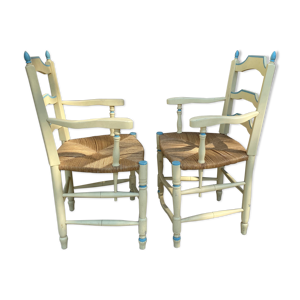 Paire de fauteuils paillés
