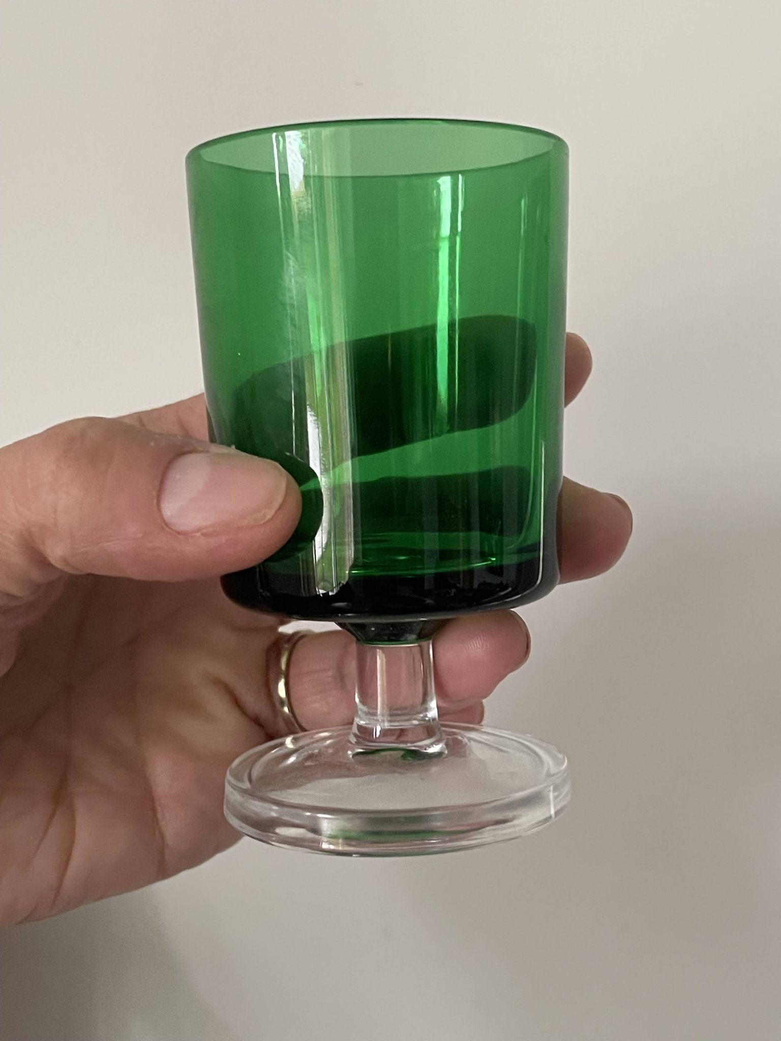 4 Luminarc France stemmed glasses, 1970s, two-tone green