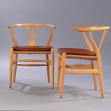 2 Wegner model Y chairs in beech