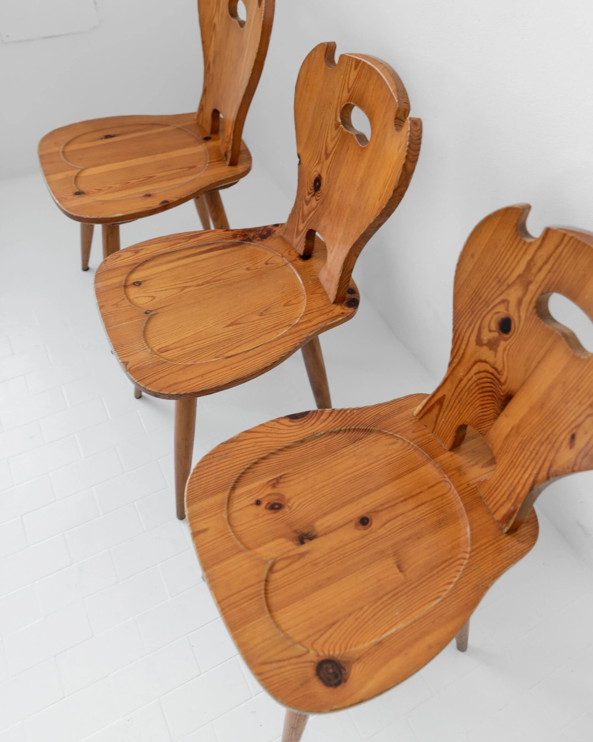 Set of 3 vintage wooden farmhouse chairs from the 1960s.