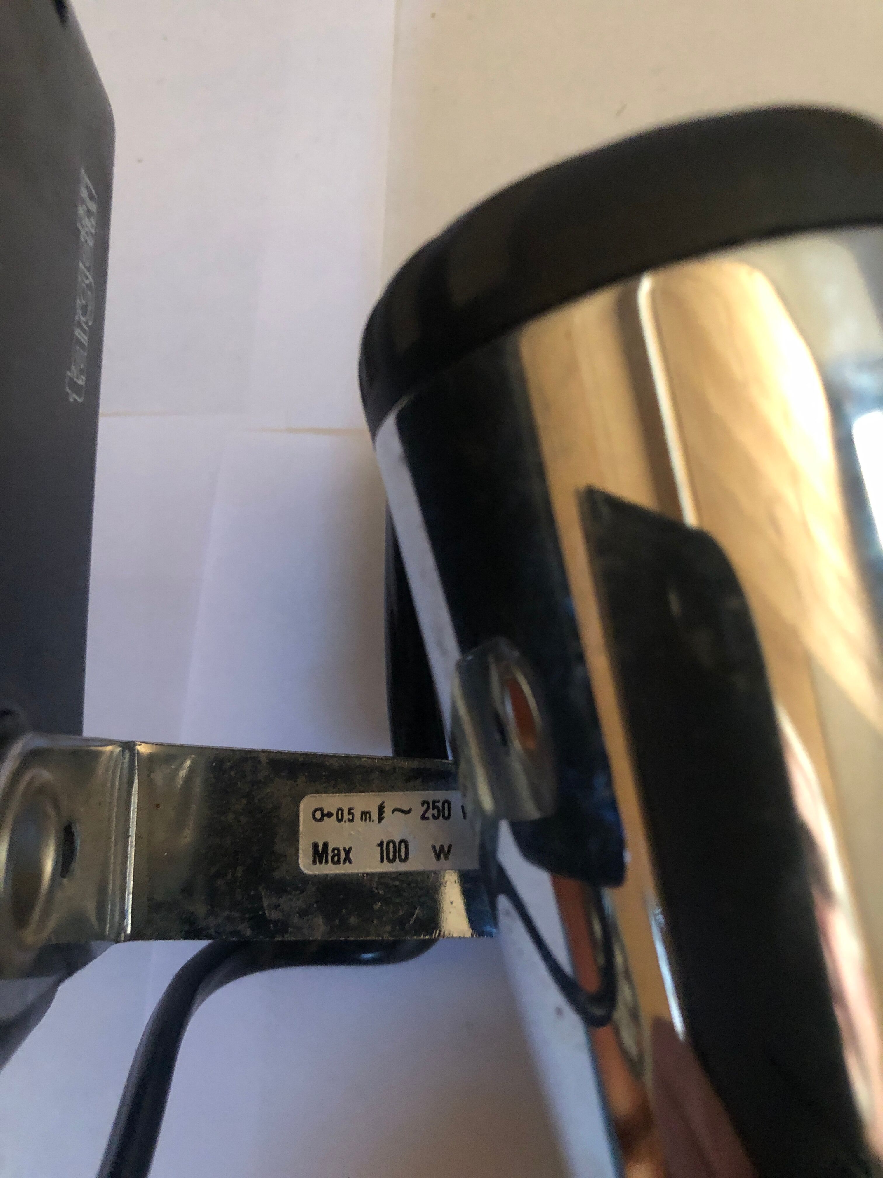 Spot metal vintage targetti