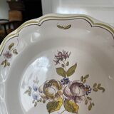 Tiled plate of martens decorated with flower decoration wall decoration