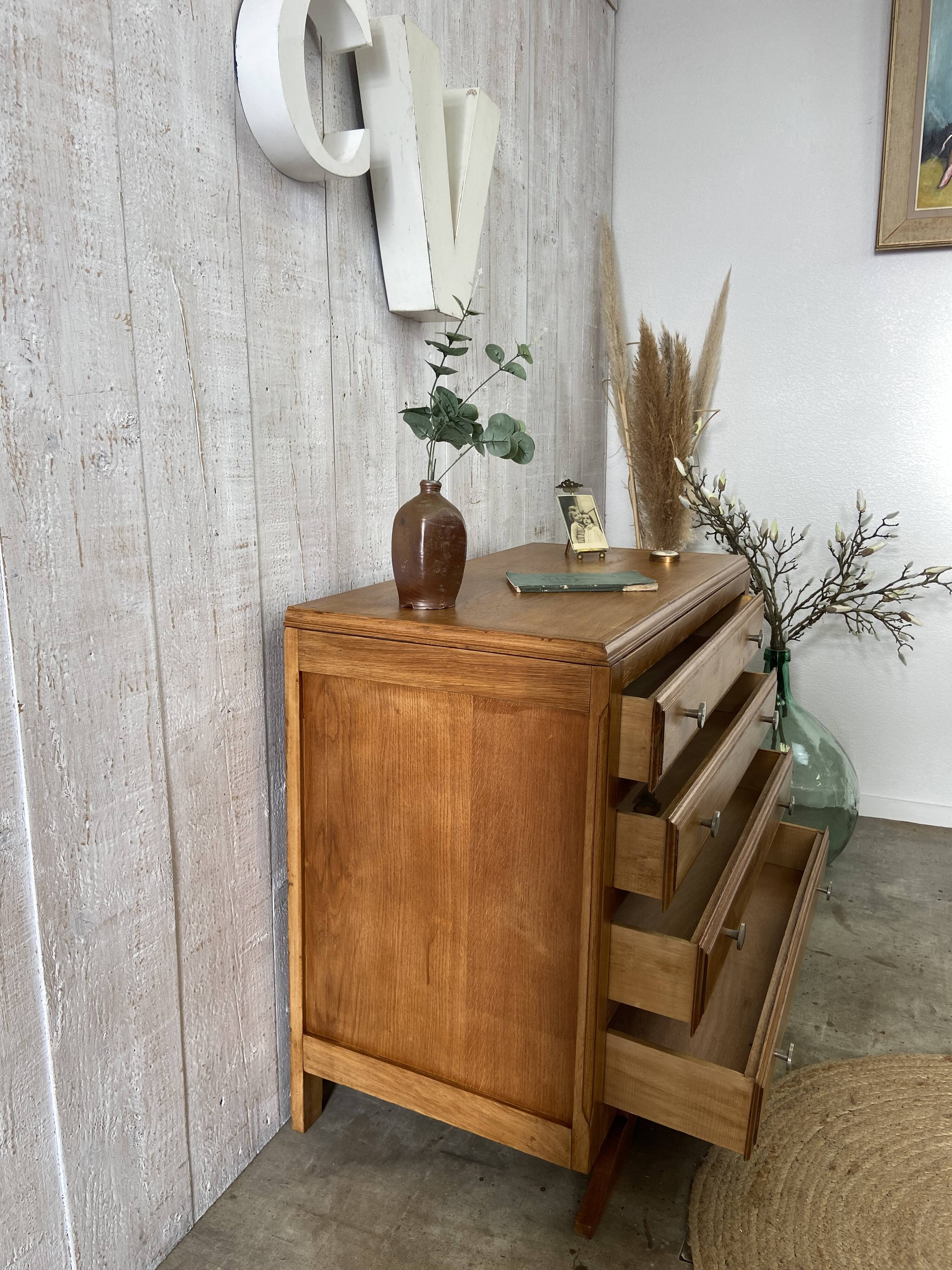 Commode vintage