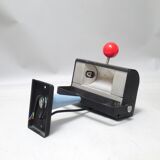 Italian post-modern wall light from the 1980s.