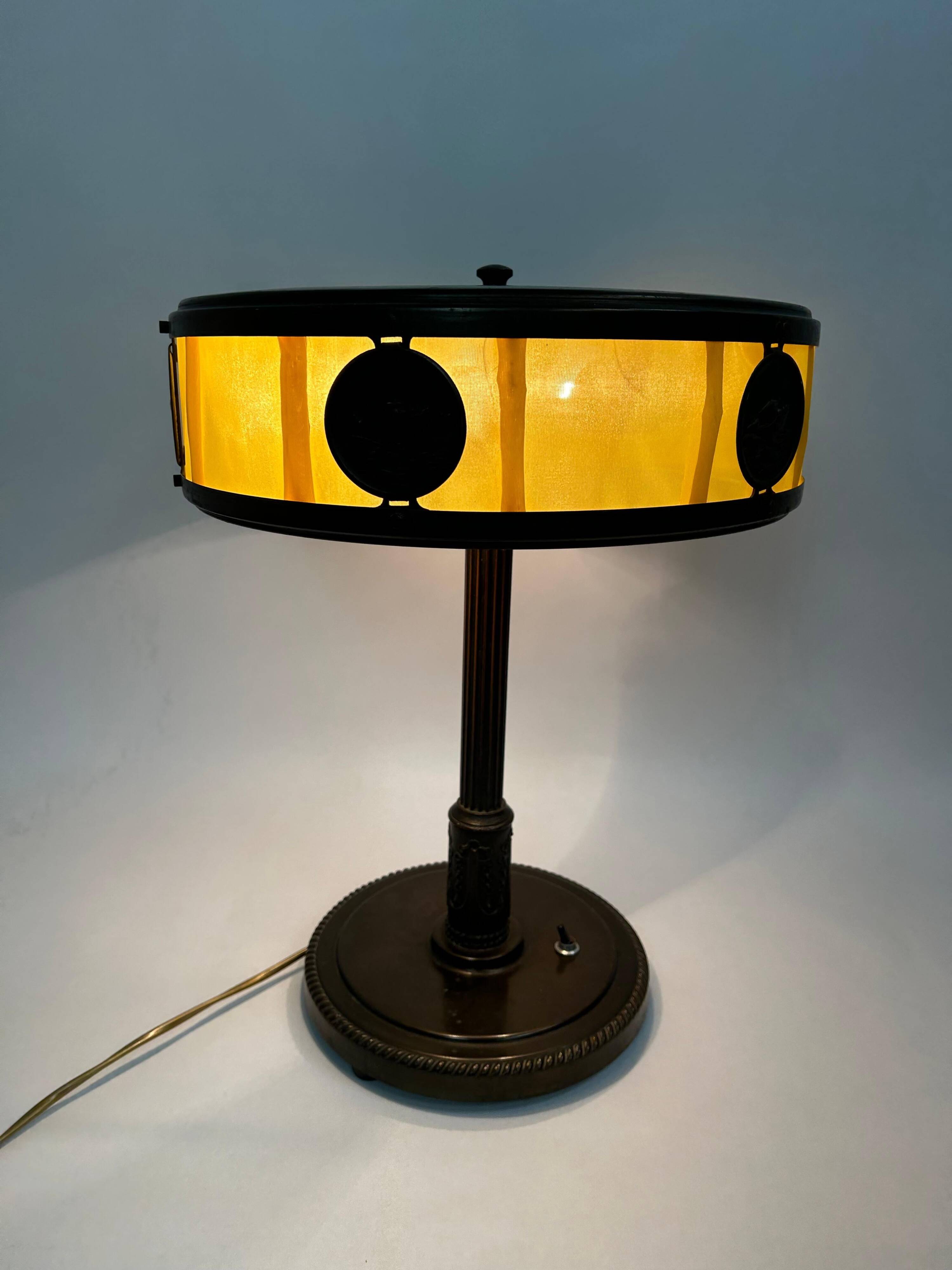 Lampe de bureau amiral soviétique
