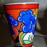 Teapot with 2 cups. art deco. clarice cliff. sadler.