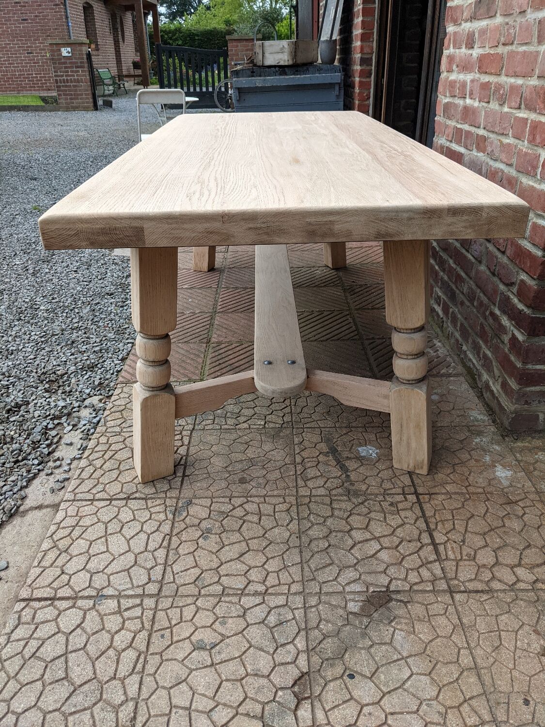 Farmhouse table
