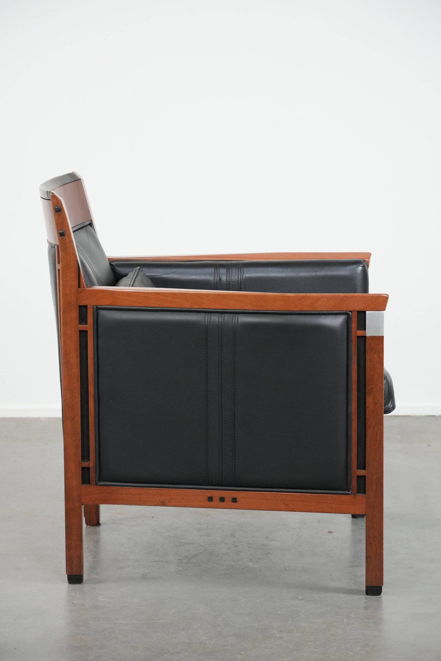 Fauteuil Art Déco en cuir noir et bois