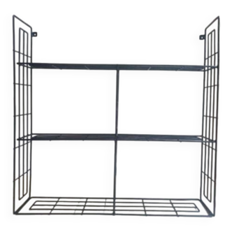 Minimalist floating shelf unit