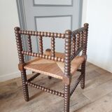 Mulched corner armchair