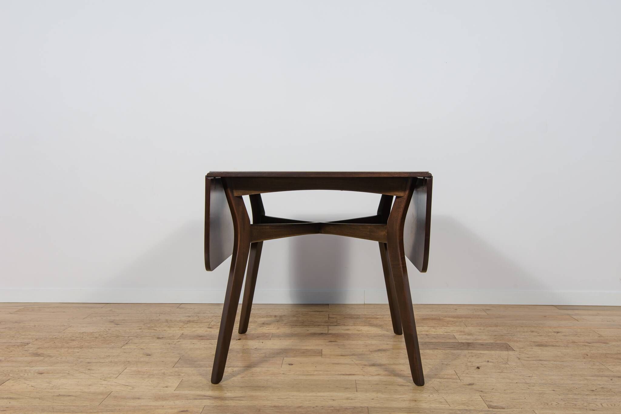 Mid-Century Modern Butterfly Dining Table from G-Plan, United Kingdom, 1950s