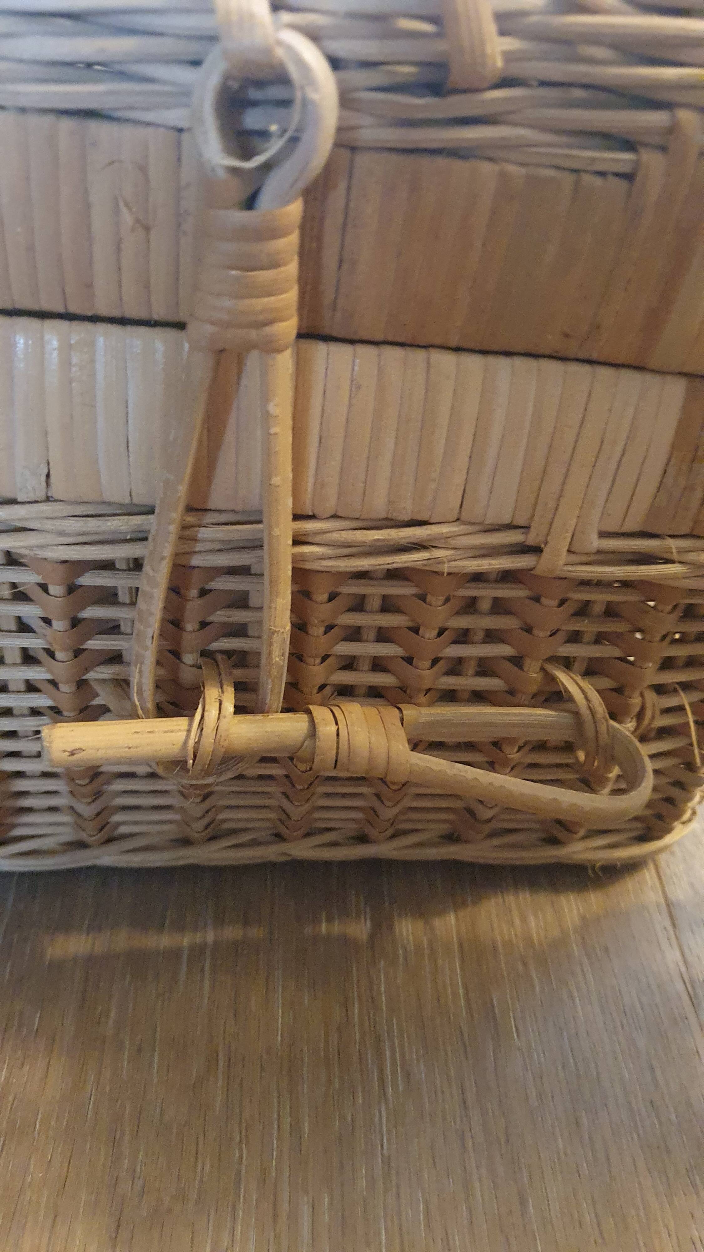 Large Vintage Rattan Suitcase - LPR047