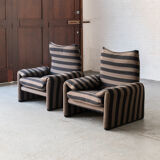 Set of 2 easy chairs 'Maralunga' by Vico Magistretti
