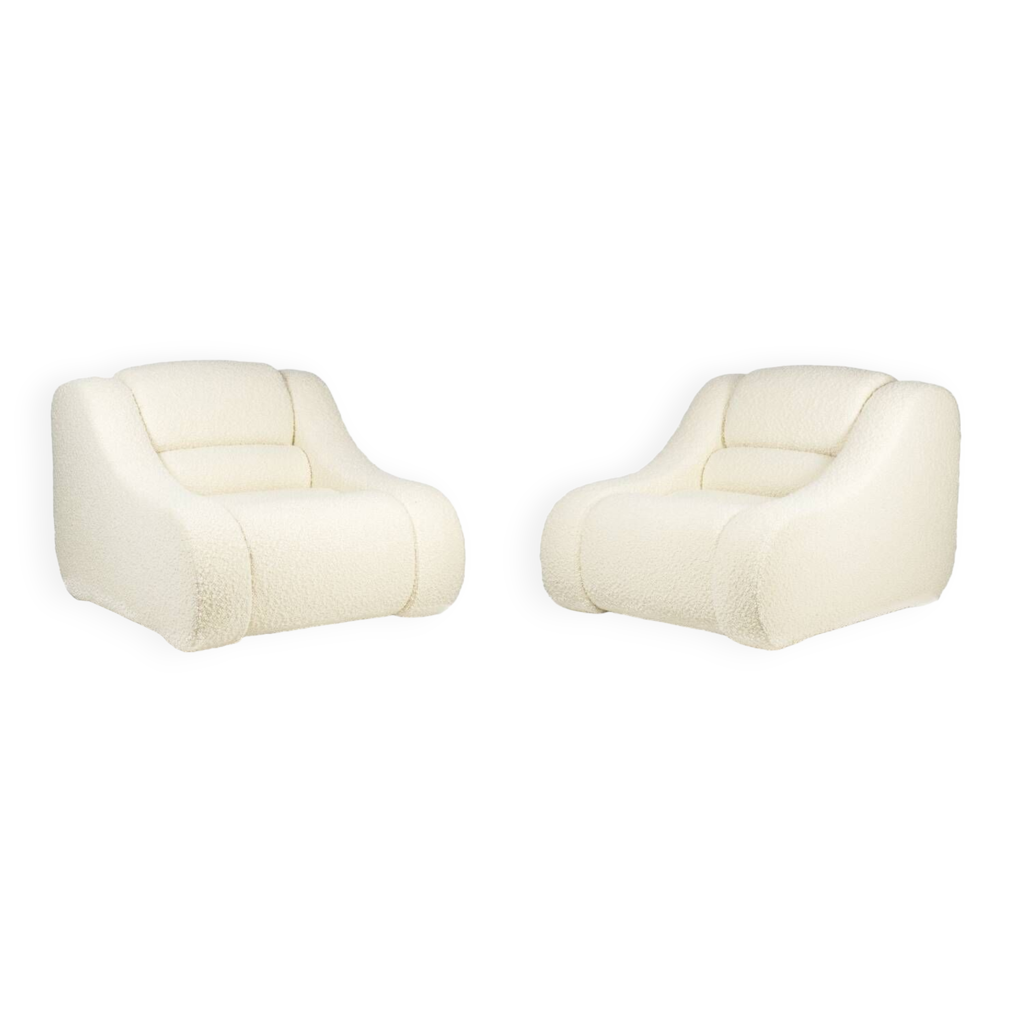 Pair of armchairs with fine curls. Contemporary work.