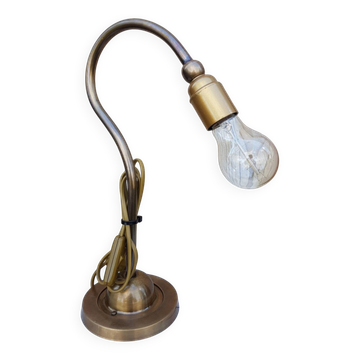 Lampe de bureau classique en laiton
