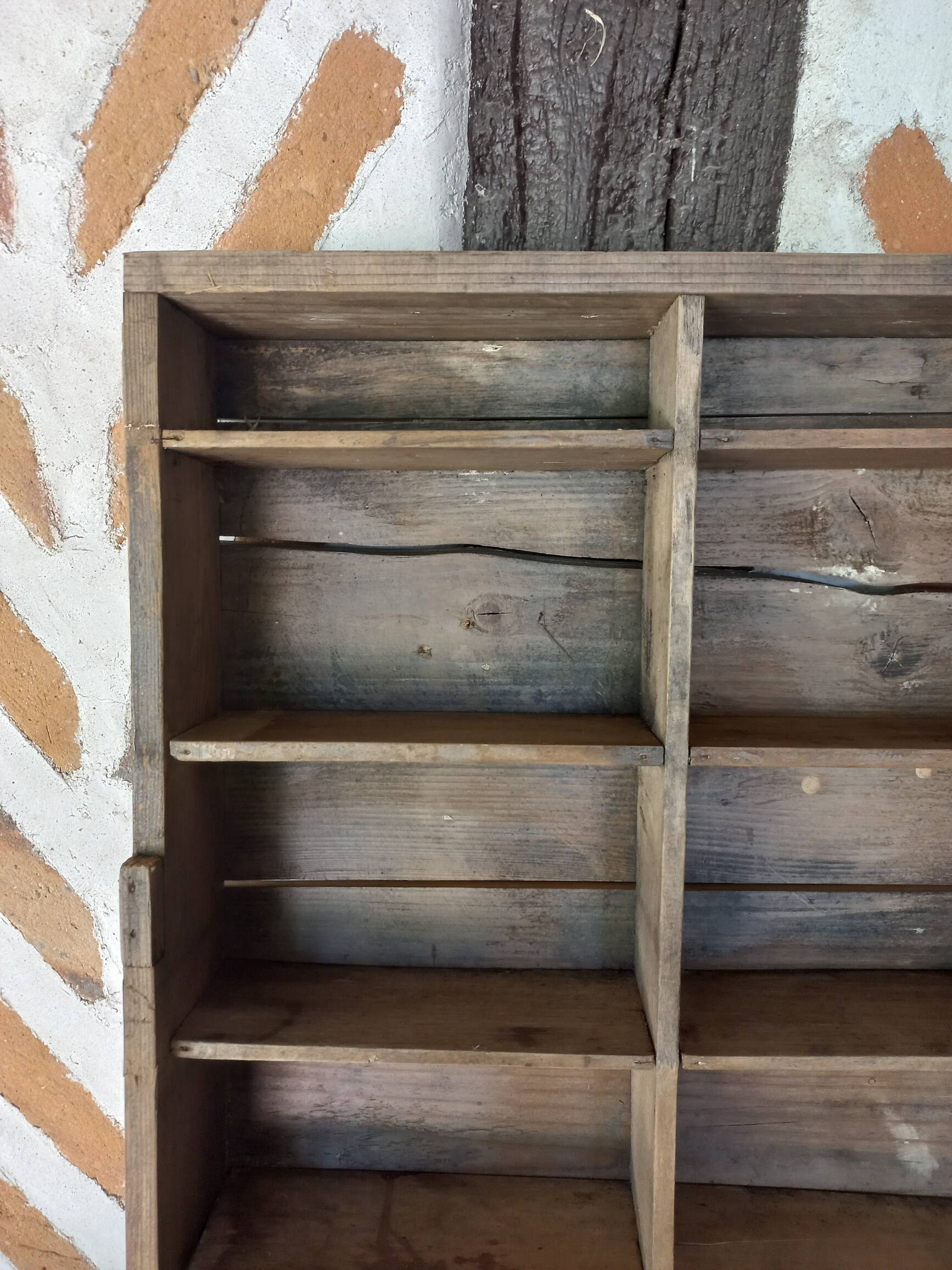 Wooden shelf drawer box