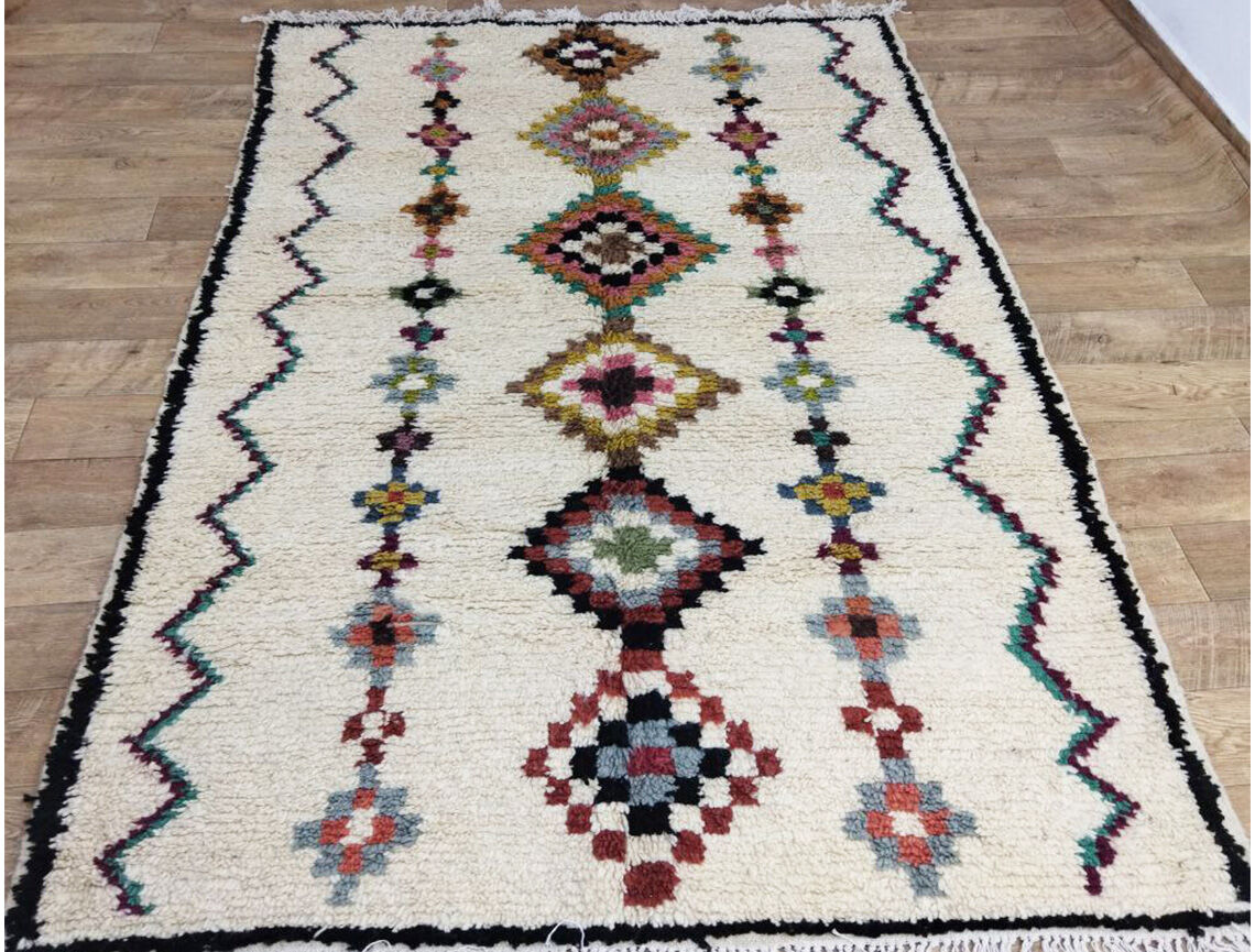Moroccan berber rug 260x164cm