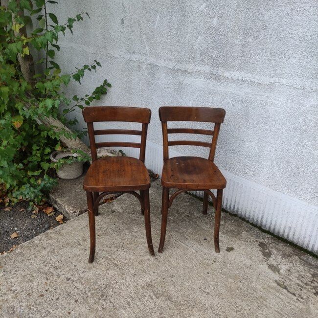 Paire de chaises de bistrot